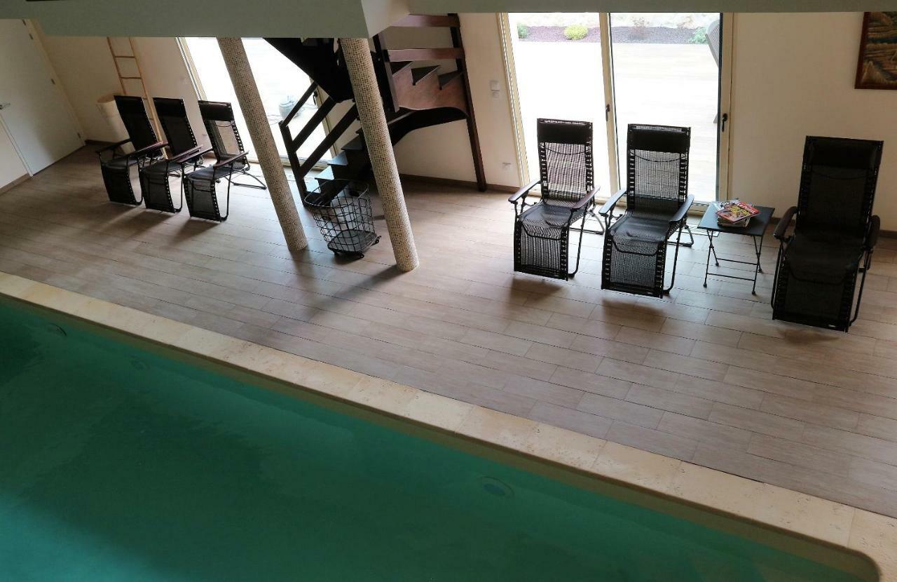 Gite Jet D'Eau Avec Piscine Interieure 30 Minutes Versailles Montainville  Eksteriør bilde