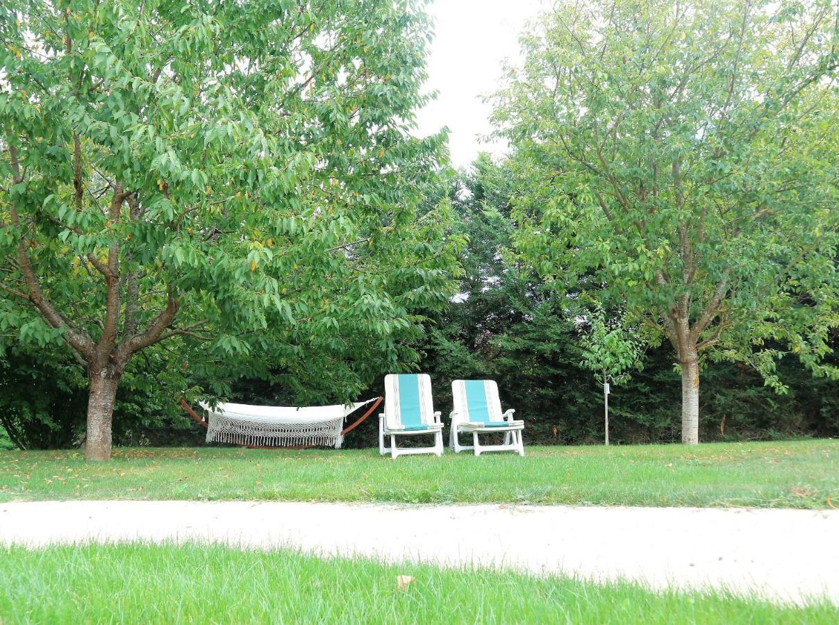 Gite Jet D'Eau Avec Piscine Interieure 30 Minutes Versailles Montainville  Eksteriør bilde